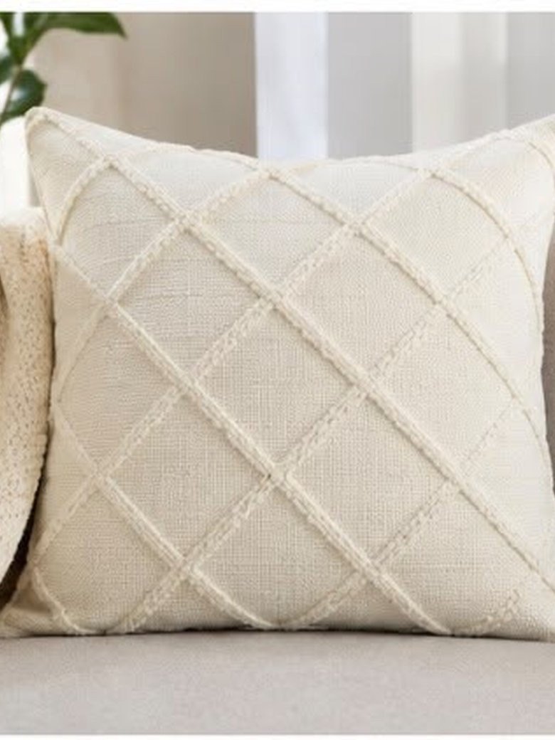 Pillows — Jindal Yarns