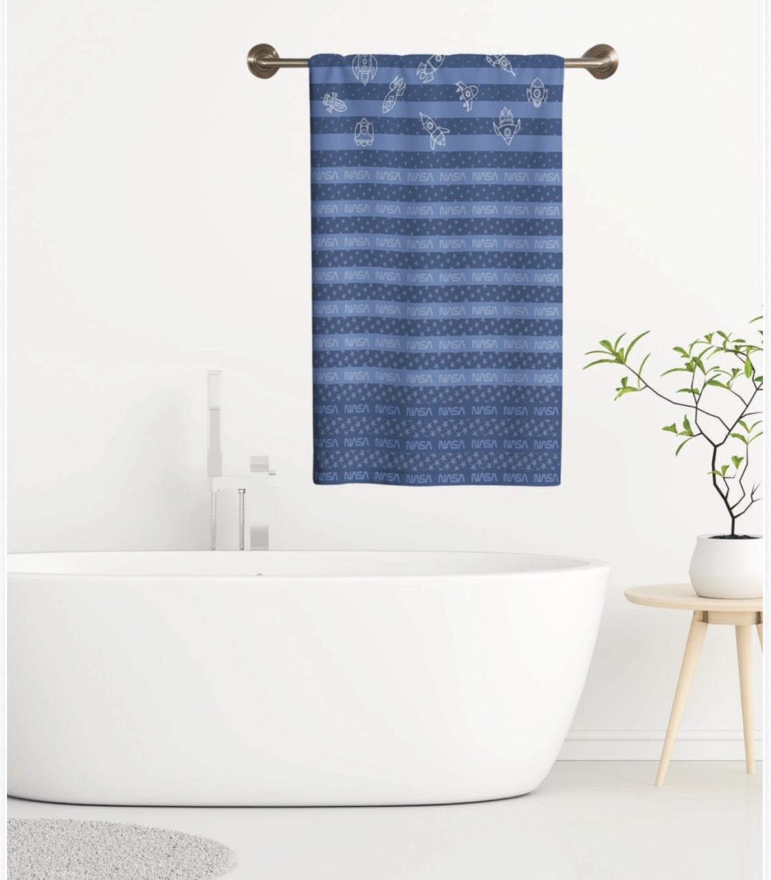 Towel — 14, manufactured by Jindal Yarns, Panipat